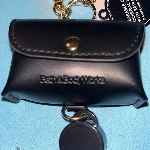 🆕 Bath and body Body Works Wearable Chain Lanyard PocketBac Holder - Picture 3 of 8